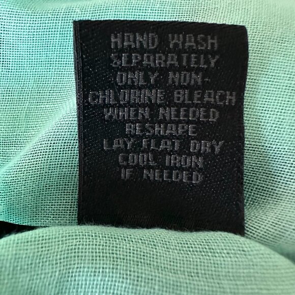 Steve Madden Women's OS Green Gray Geometric Wrap Around Beachwear Coverup Scarf - Picture 14 of 14